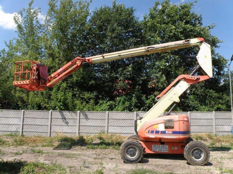 jlg-600aj-3